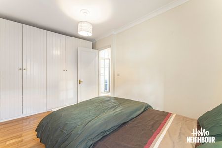 Parliament Court - Photo 4