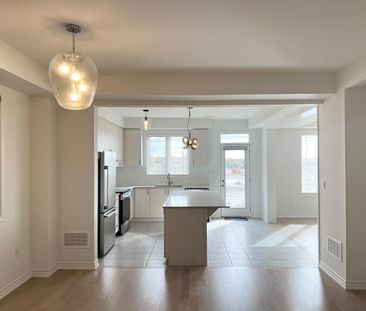 For Lease - 59 Suzuki Street Unit# UPPER, Barrie, Ontario - Photo 6