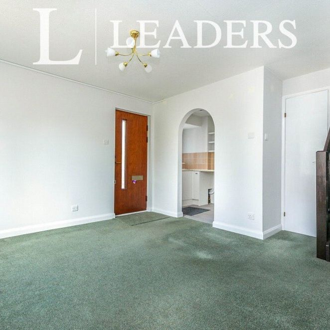 1 bedroom house to rent Bradfield Close, Guildford, GU4 - Photo 1