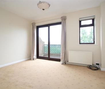 Mylne Close, High Wycombe - Photo 6