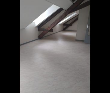 Location Appartement 4 pièces 82 m² Le Blanc - Photo 3