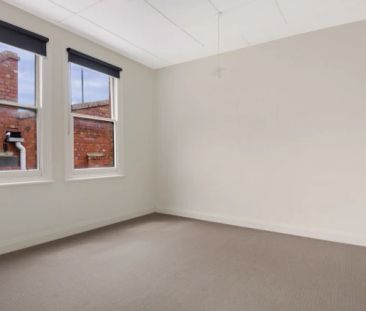 3 Bed, 1 Bath - Photo 5