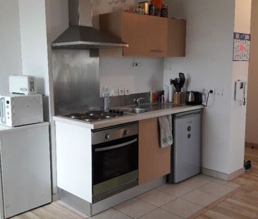 Location Appartement 1 Pièce 27 m² - Photo 2