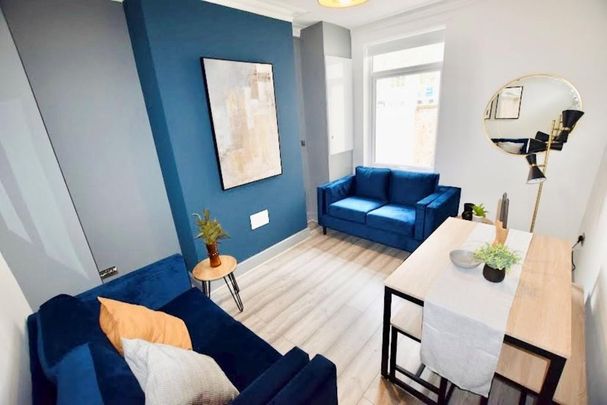 1 bedroom in a house share to rent - Photo 1