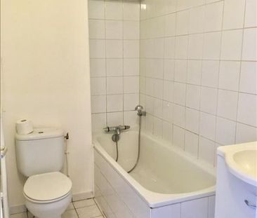 Location Appartement 1 pièce 32m² - Photo 3