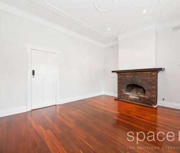 CHARMING CHARACTER HOME IN COTTESLOE - Photo 6