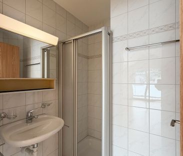 Charmante Dachwohnung - Photo 2