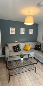 Luxury Co-Living-High Quality En-Suite Room - Photo 3