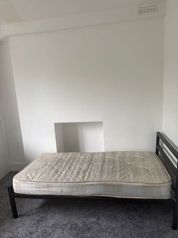 Studio Flat, Richmond Road, E8 - Photo 2