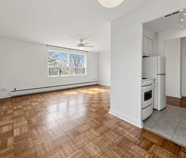For Lease - 554 Harvie Avenue Unit# 14, Toronto, Ontario - Photo 1