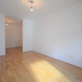 4-Zimmer-Familiendomizil mit Balkon, mitten im Dritten - Foto 1