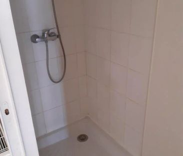 T2 MEUBLE LYON 8 - Photo 6