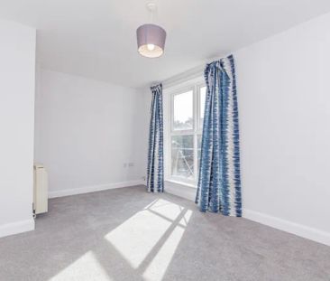 Ashby Court, Banbury - Photo 3