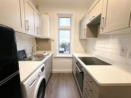 1 bedroom flat to rent - Photo 5