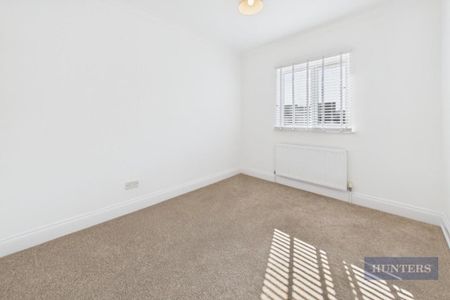 Roberts Road, Southampton - Photo 4