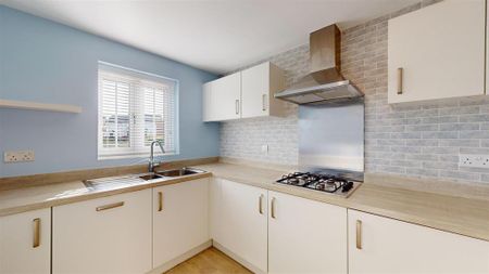 3 bedroom end of terrace house to rent - Photo 5