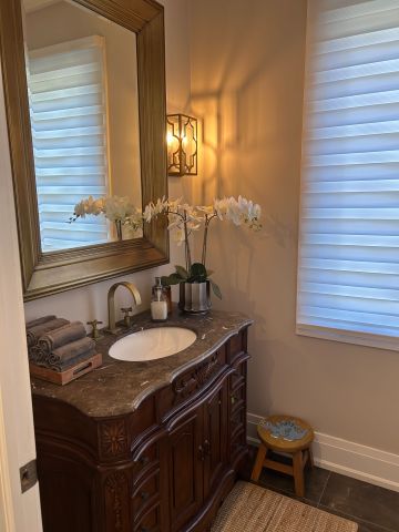 For Lease - 18 Theobalds Circle, Richmond Hill, Ontario - Photo 2