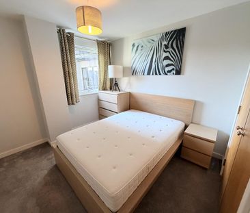 2 bedroom apartment to rent - Photo 4