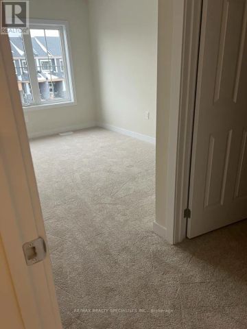 46 ROWLOCK ST STREET - Photo 4