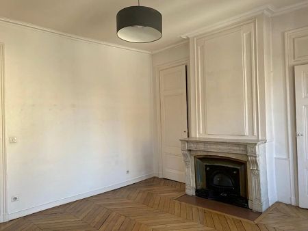 Appartement T2 A Louer - Lyon 2eme Arrondissement - 54.52 M2 - Photo 4