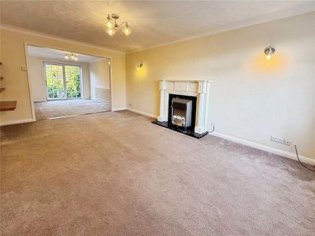 4 bedroom detached house to rent - Photo 3