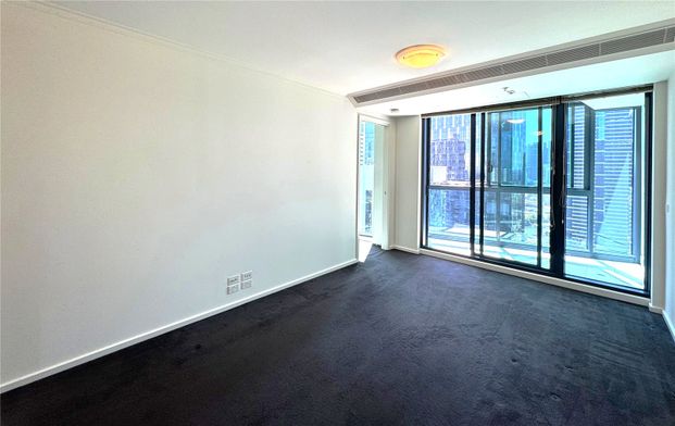 3300/180 City Road - Photo 1