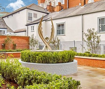 High Street, Colchester, Essex, CO1 1SP - Photo 4