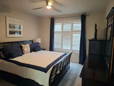 For Lease - 5 McClay Avenue, Grimsby, Ontario - Photo 4