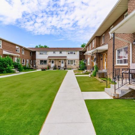 Glenwood Park Townhomes - Photo 3