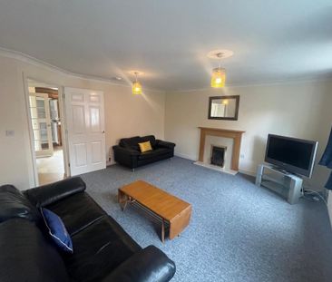 4 bedroom house to rent - Photo 1