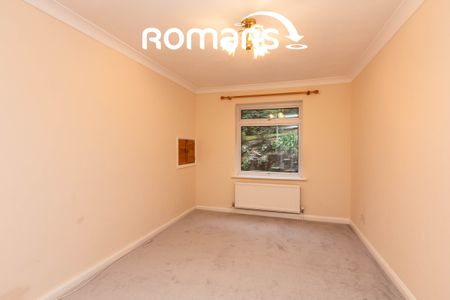 Langley Drive, Camberley, GU15 - Photo 2