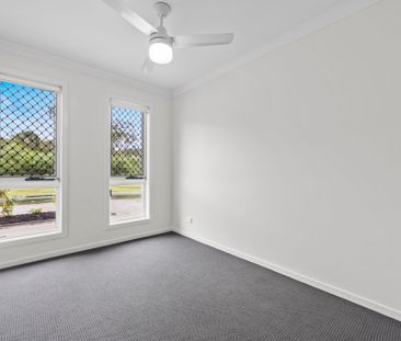 Brand New 3-Bedroom Home in the Heart of Caboolture! Water Included! - Photo 4