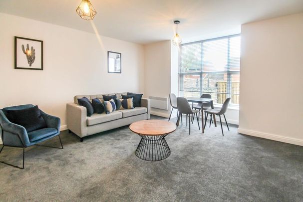 2 bedroom flat to rent - Photo 1