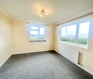 3 bedroom bungalow to rent - Photo 3