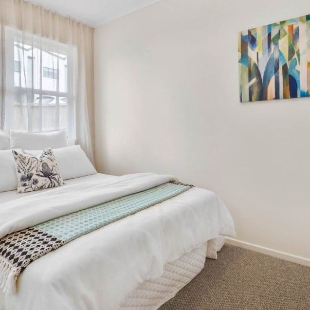 Onehanga 2 Bedroom - Photo 1