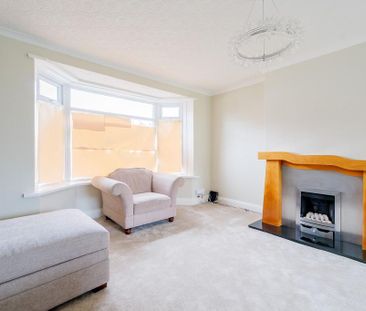 4 bedroom semi-detached house to rent - Photo 4