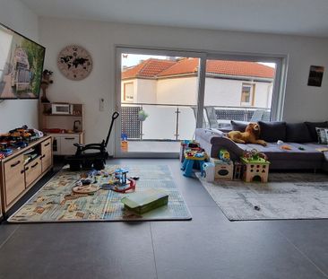 Moderne * neuwertige * 3 Zimmerwohnung mit Balkon und Aufzug – Röde... - Foto 1