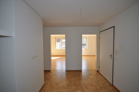 4.5 Zimmer, 106 m², 2. Stock - Foto 3