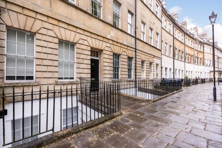 Grosvenor Place, Bath - Photo 3