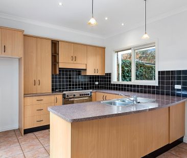 73 Sir Garnet Road, Surrey Hills - Photo 4