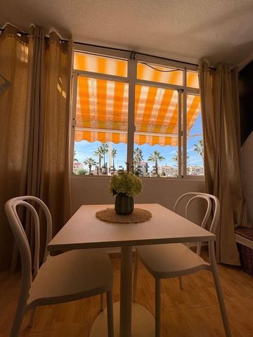 Alquiler de piso en Cabo Cervera - Photo 2