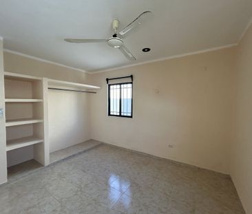 Casa a pocos minutos a Plaza Galerías en La Castellana. - Photo 3