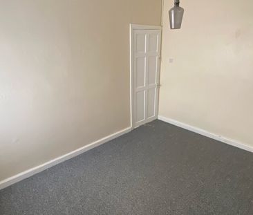 Bunns lane, Dudley, DY2 7RA - Photo 4