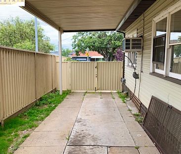 1 Blackwood Rd, Merrylands NSW 2160 - Photo 3