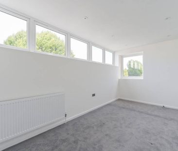 4 bedroom detached house to rent - Photo 5