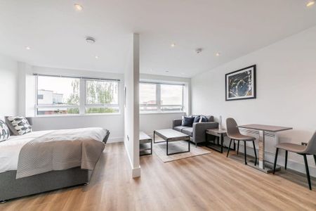 1 bedroom serviced apartment to rent - Photo 4