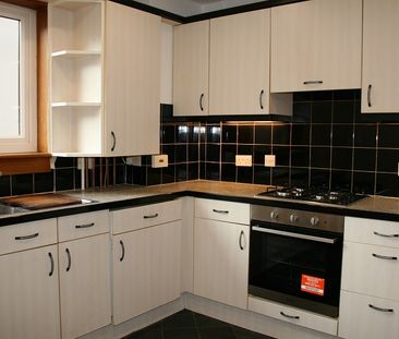 BEAUTIFULLY PRESENTED 2 BED FLAT – CASTLE VIEW, KING STREET, BROUGH... - Photo 2