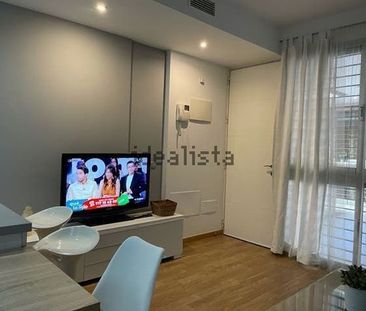 Alquiler de piso en Calle Trinidad - Photo 4