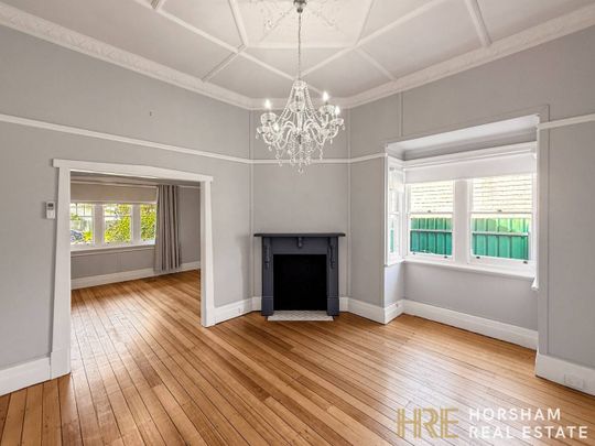 Modern Charm With Style & Space - Photo 1