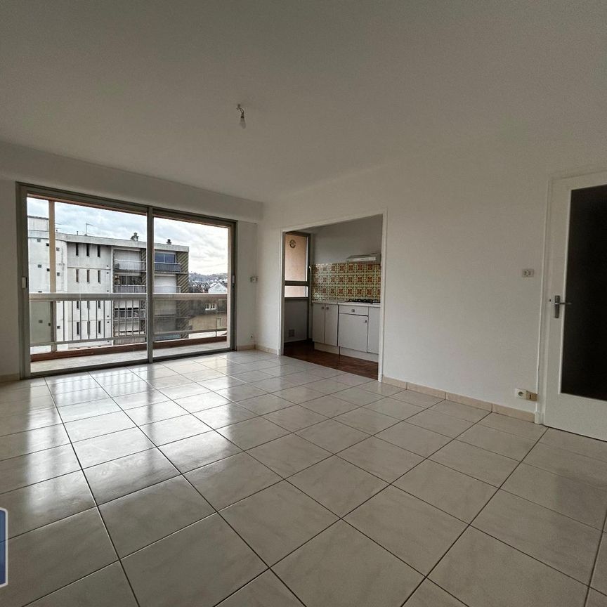 Location Appartement 2 pièces 42m² BRIVE LA GAILLARDE 19100 - Photo 1